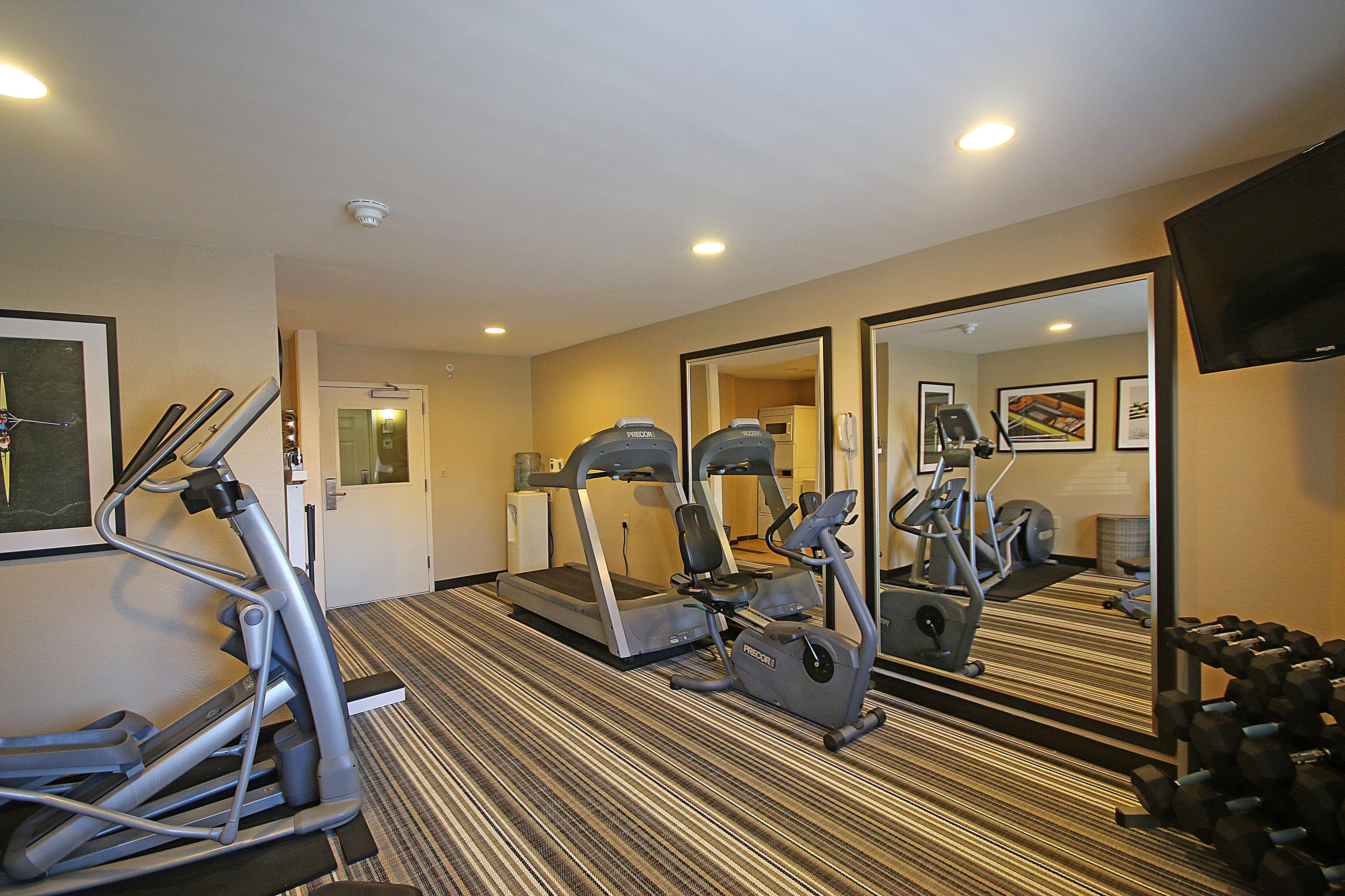 Candlewood Suites Newport News-Yorktown By Ihg Eksteriør billede