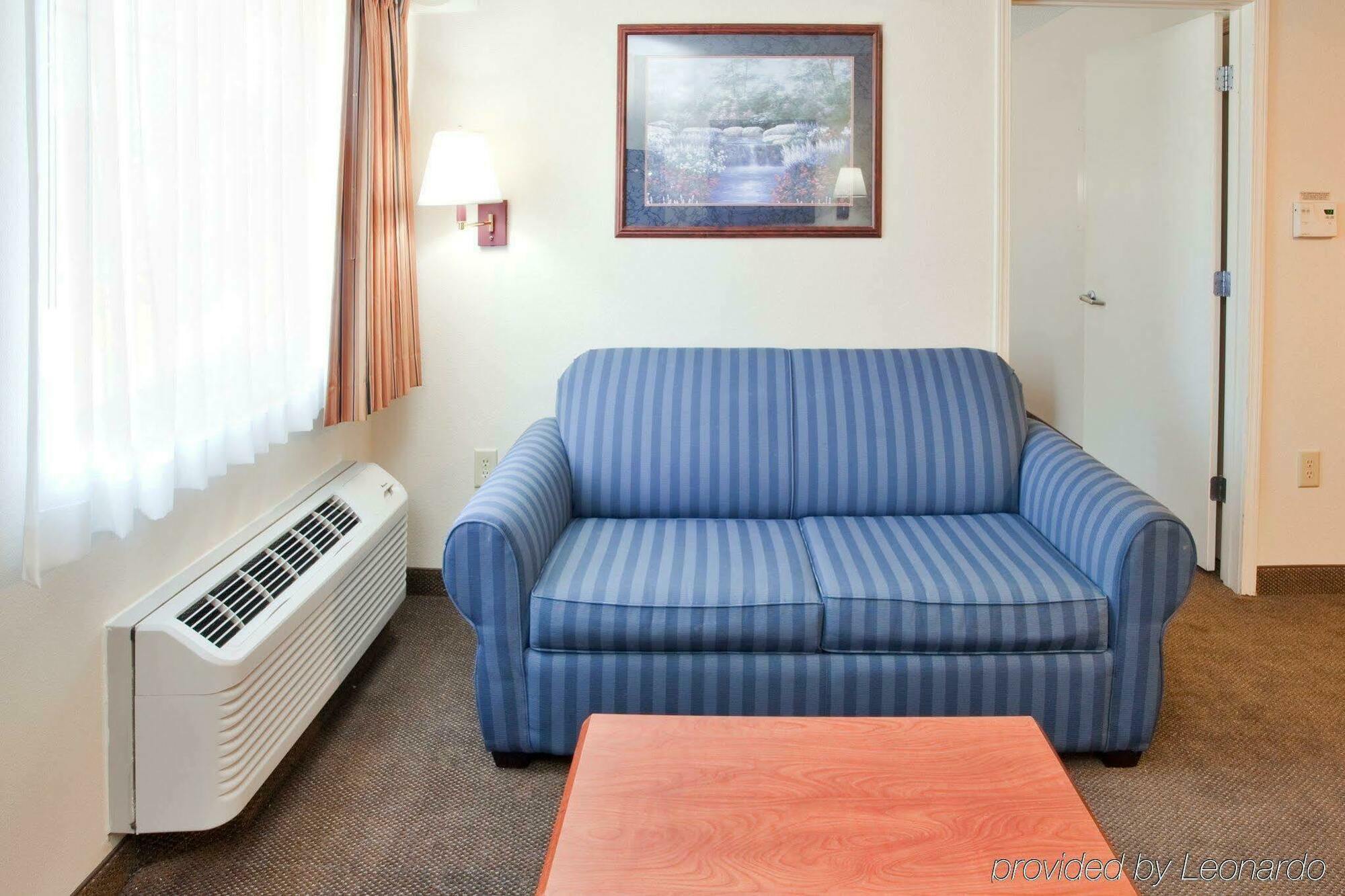 Candlewood Suites Newport News-Yorktown By Ihg Eksteriør billede
