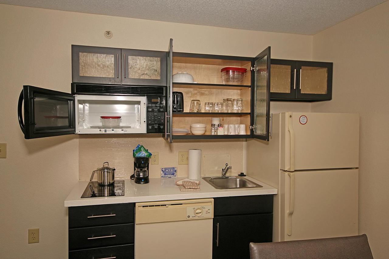 Candlewood Suites Newport News-Yorktown By Ihg Værelse billede